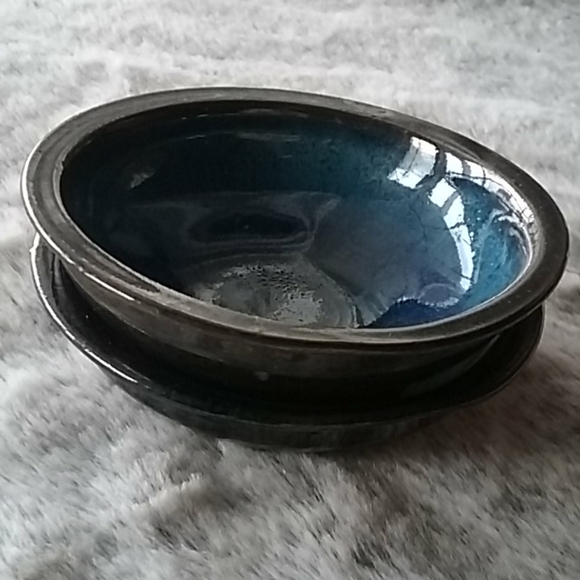 Two Pottery Bowls - Picture 8 of 8